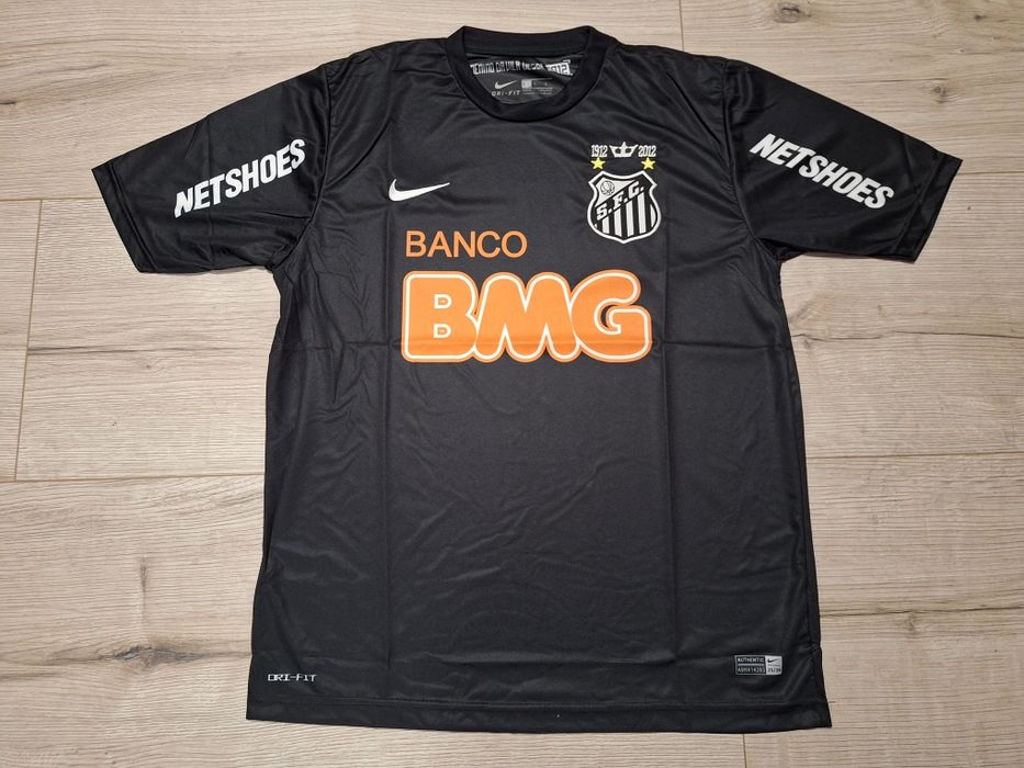 Футболна фланелка на Сантос #Неймар #11# ретро модел!