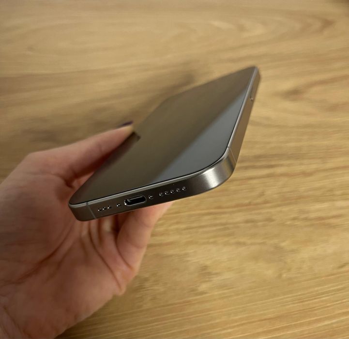 iPhone 15 PRO 256 GB