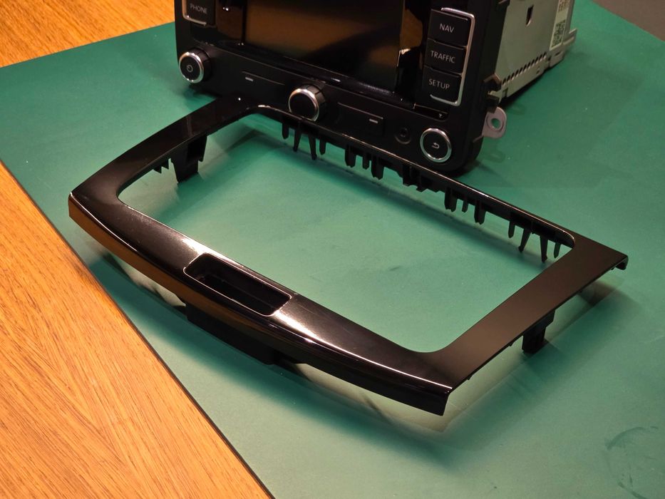 RNS 315 с вход за камера и SD карта