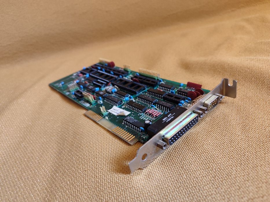 Части за стационарен компютър