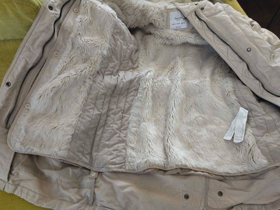 Дълго топло яке Bershka