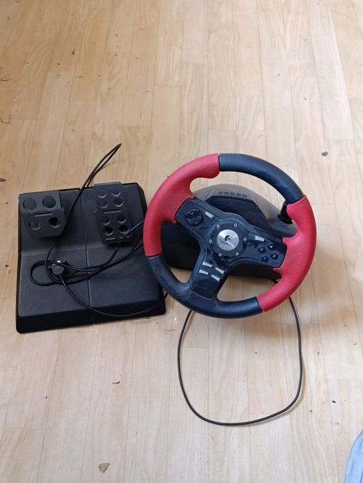 Игровой руль Logitech WingMan Formula Force GP с педалями