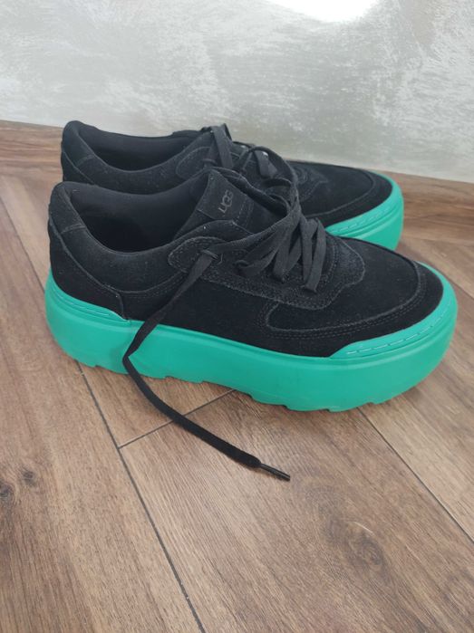 Оригинални обувки UGG