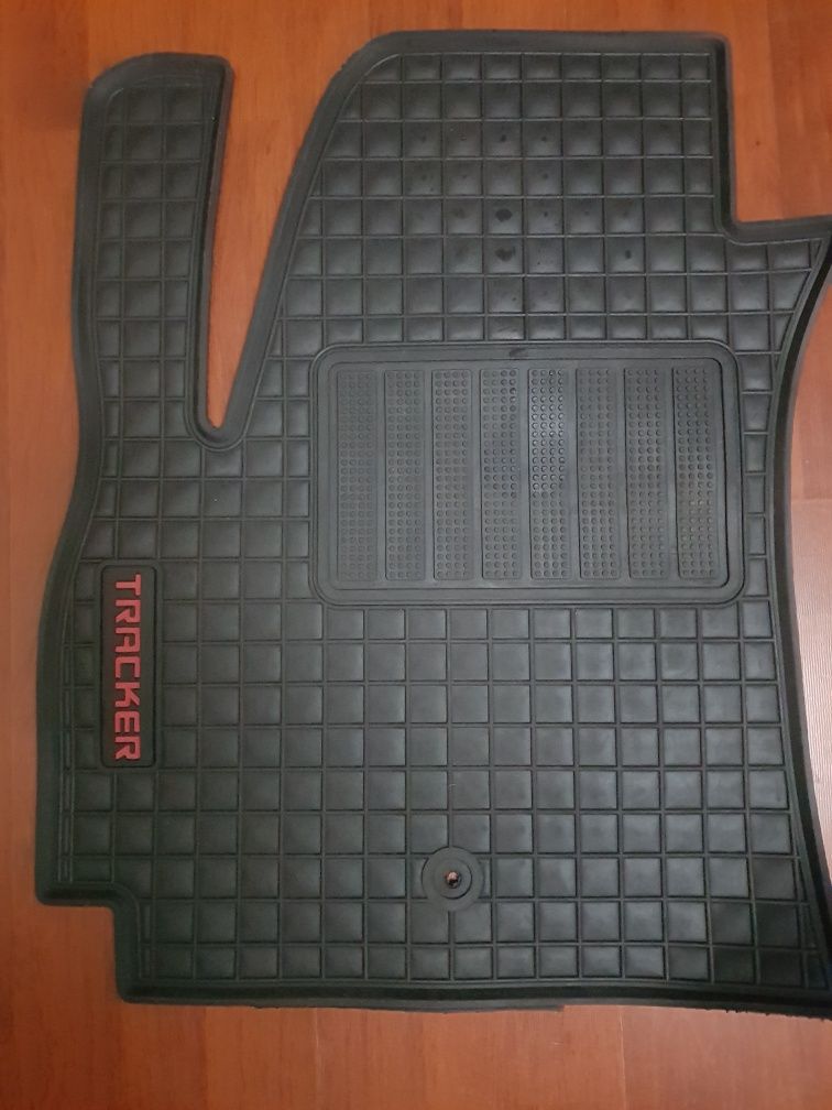 Trekir polik bor
