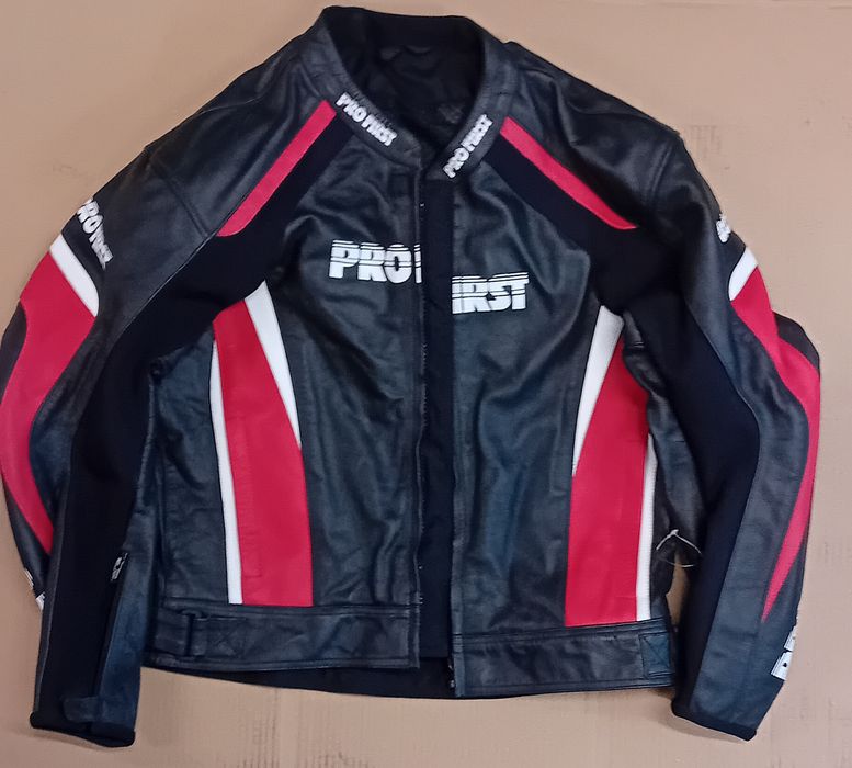 Geaca motor din piele cu protecții