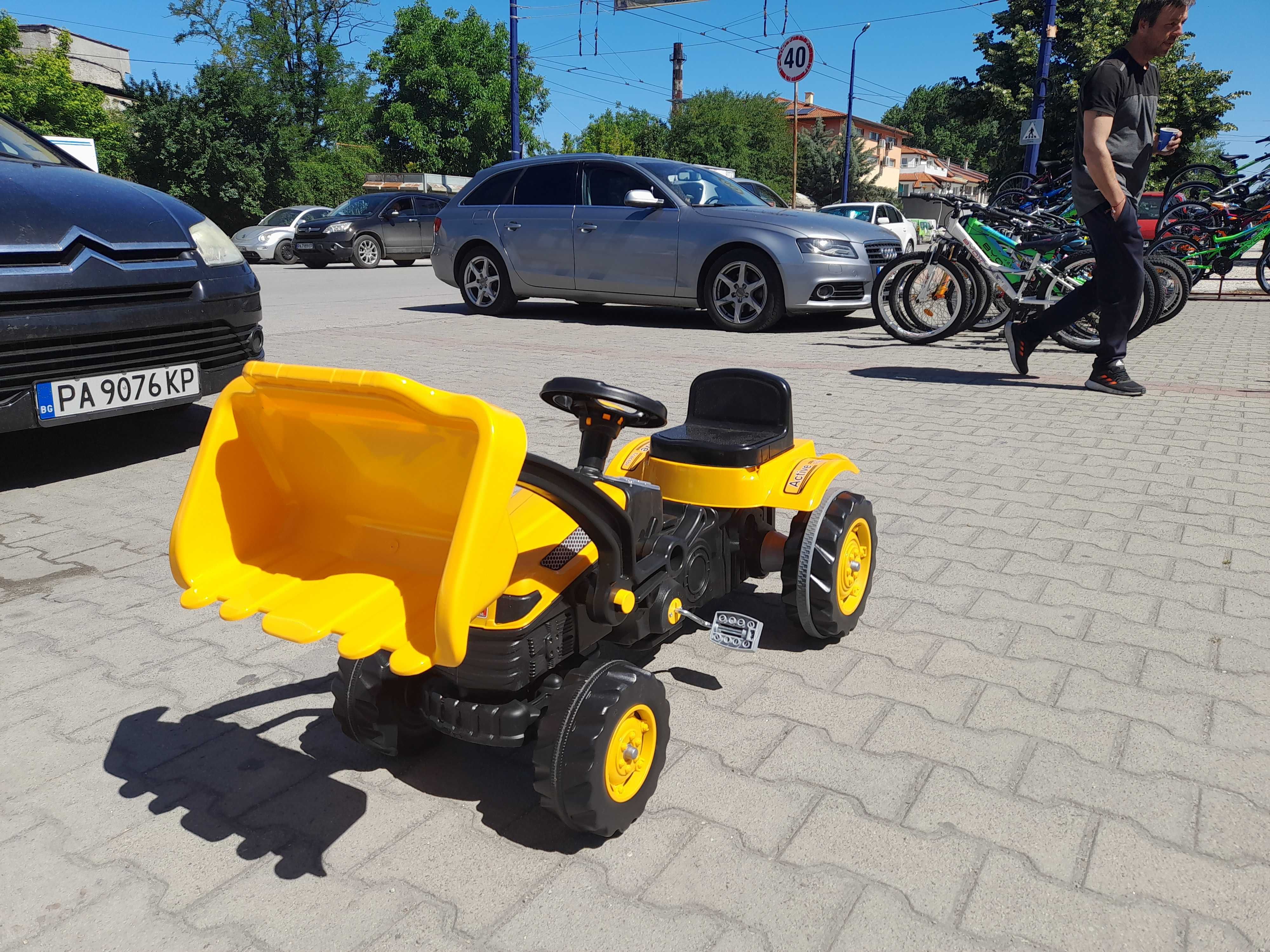 PILSAN детски трактор с гребло Active