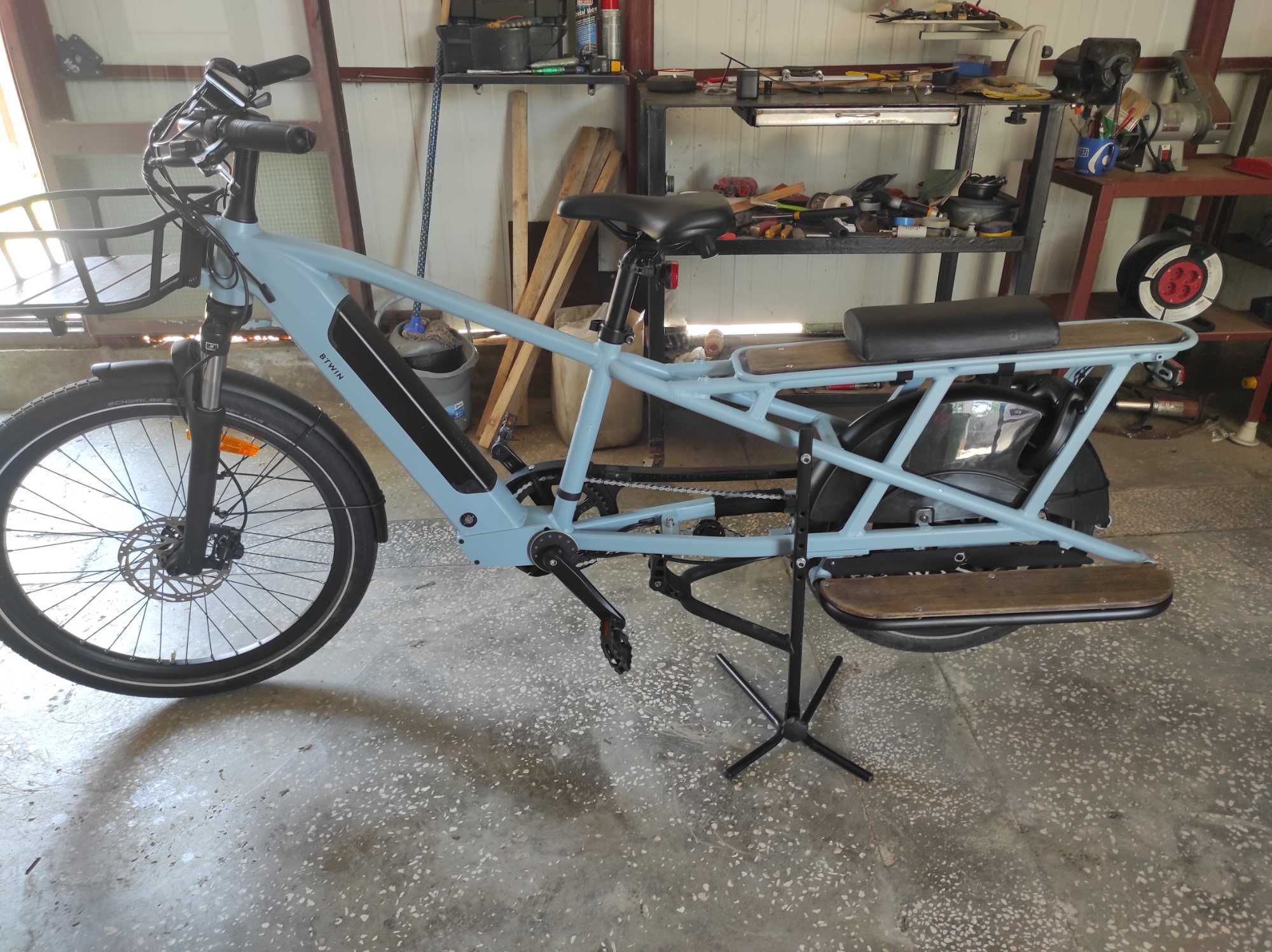 Bicicleta electrica longtail cargo bike