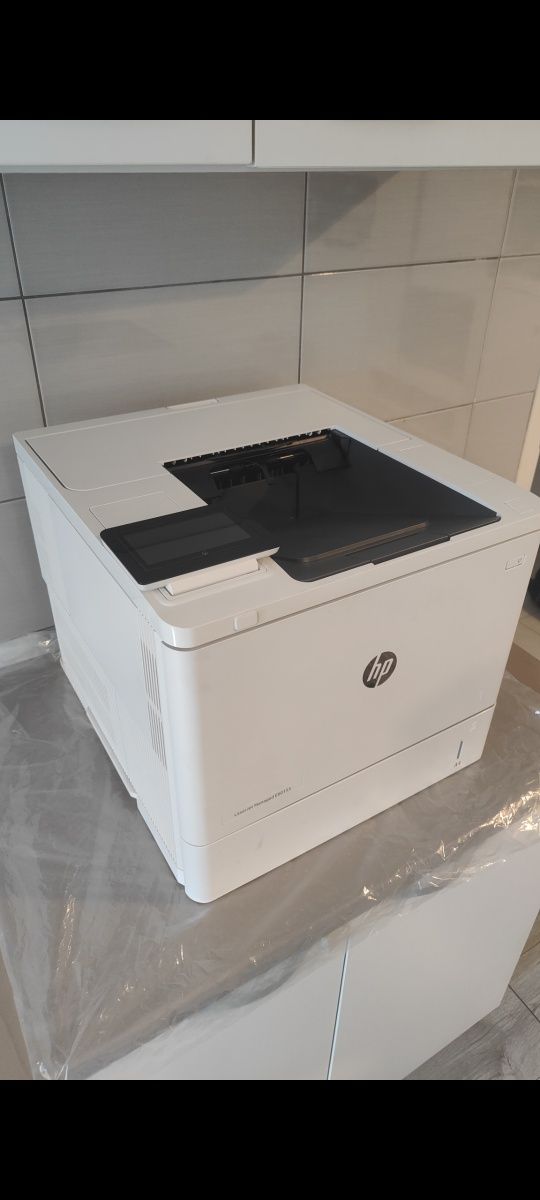 Imprimanta HP E 60155 M605