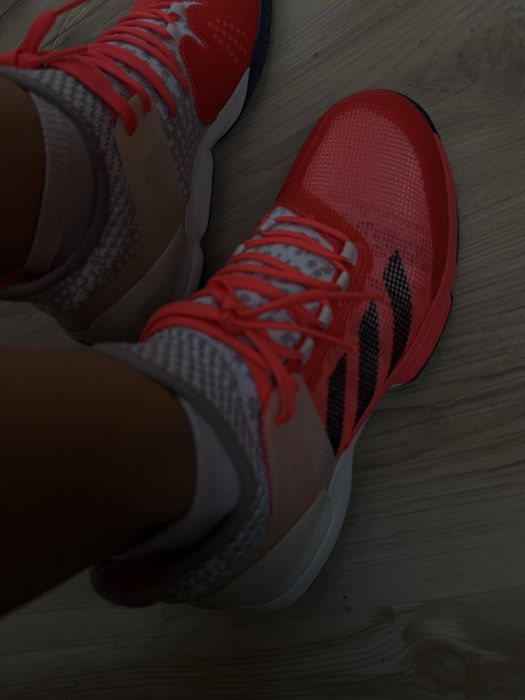 Adidas маратонки