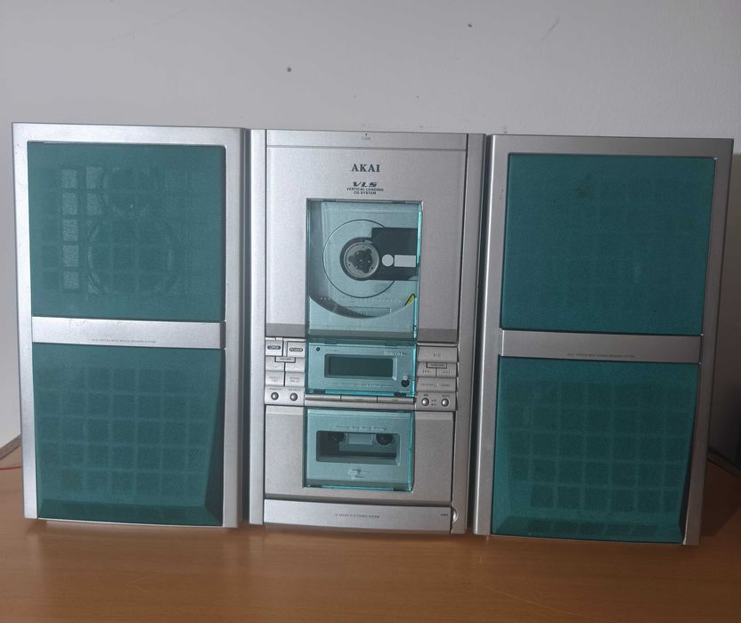 Стерео уредба AKAI