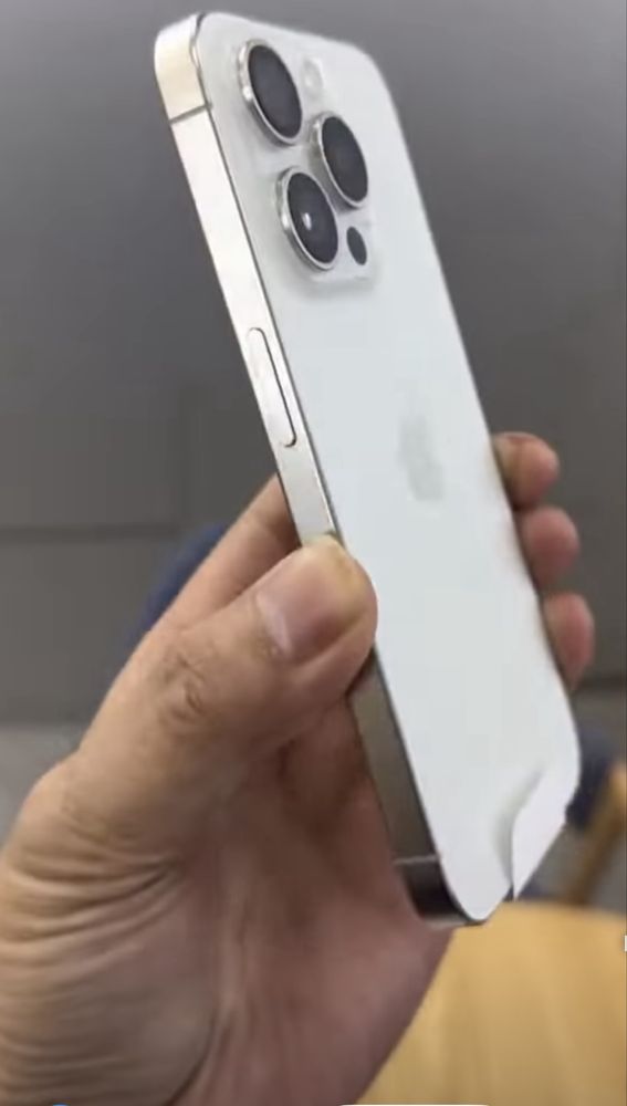 Iphone 15 pro  128 gb
