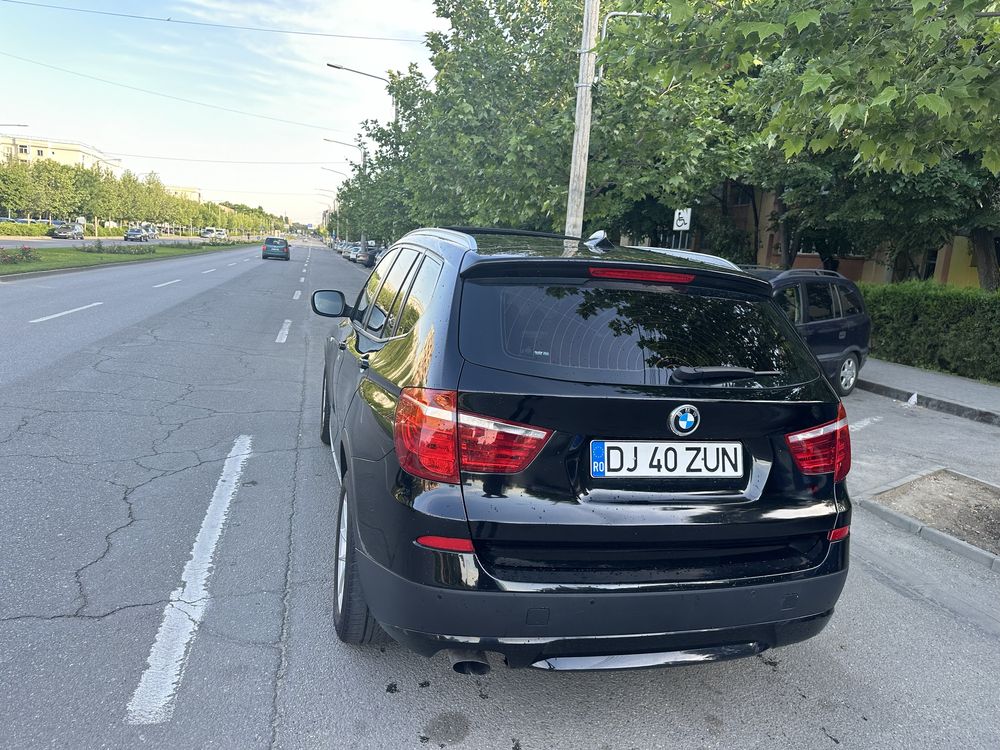 Bmw x3 f25 xdrive panoramic!!
Xdrive!
2.0D 184cp
Cutie automată 
Sist