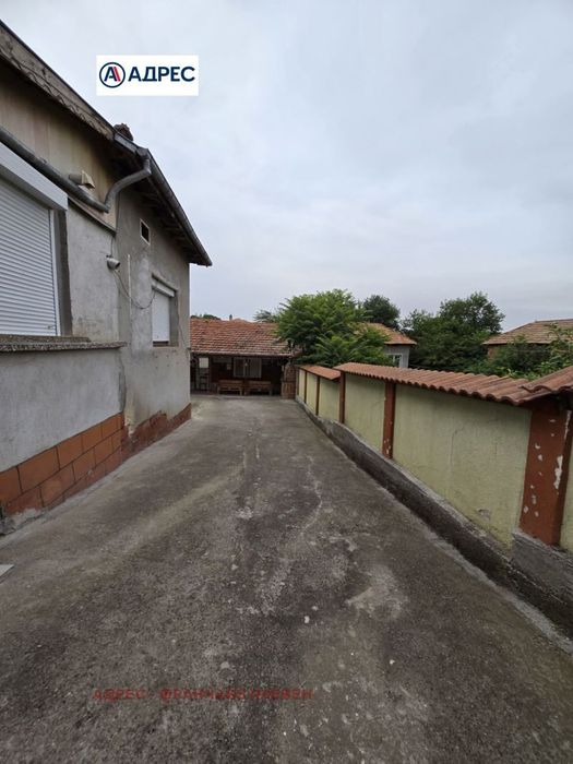 Продава се Къща в с. Садовец, Област Плевен - 110 кв.м за 481 €/кв.м - Снимка #1