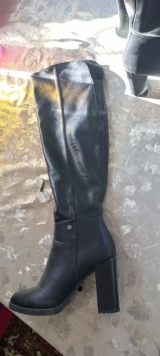 Продам осенние сапоги