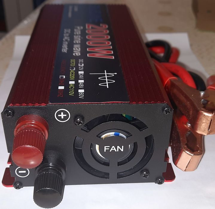 Inverter sinus pur  2kW, 12V la 230V, auto, rulote ...