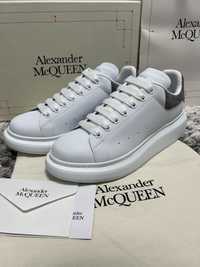 Adidasi Alexander McQueen nr. 44