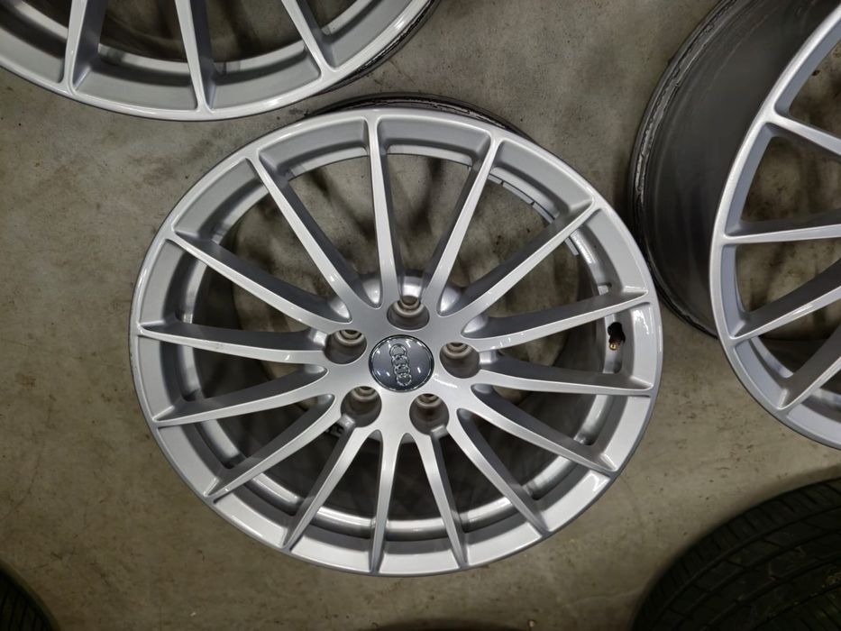 Jante Audi A5 A4 A6 R17 originale stare foarte buna/ Vw / Skoda / Seat