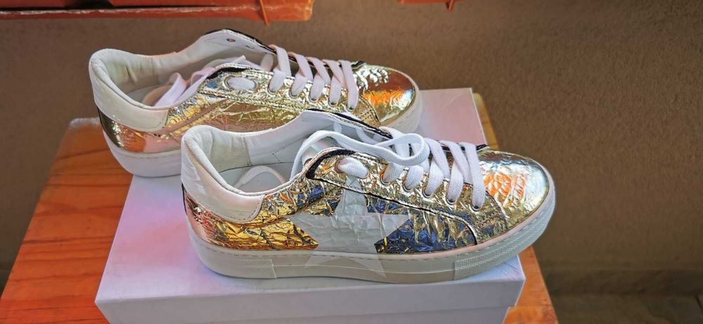 Оригинални маркови дамски маратонки / сникърси NIRA RUBENS - 37 номер