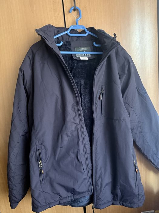 De vanzare geaca de barbati