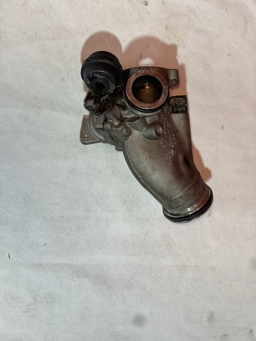 Tubulatura cu actuator BMW 3.0 d N57 BMW 6 F16