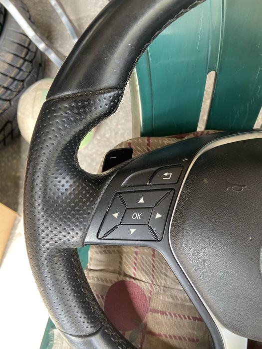 Волан мерцедес w218