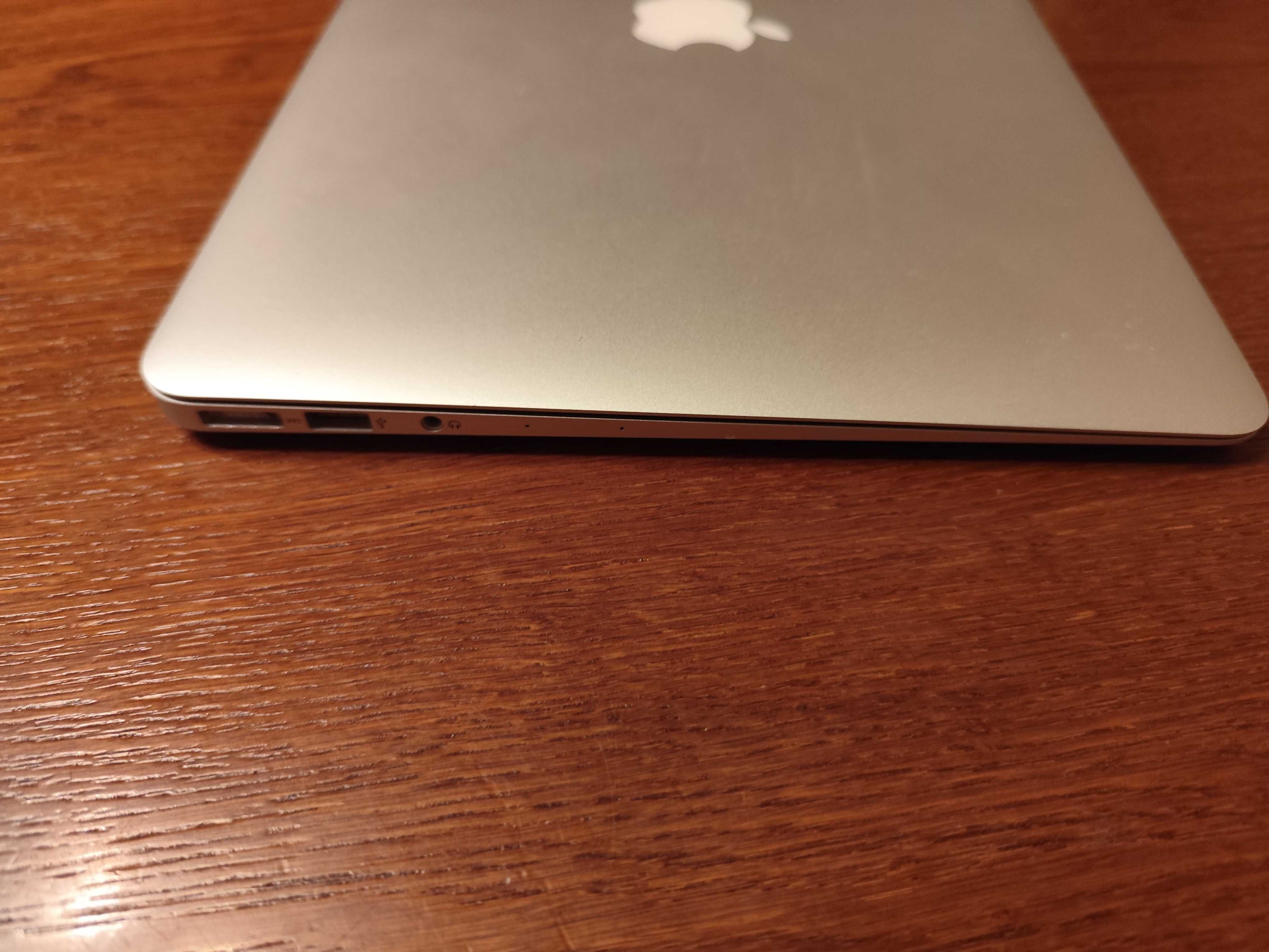 MacBook Air 13 2017 1.8GHz 8Gb RAM 121Gb SSD