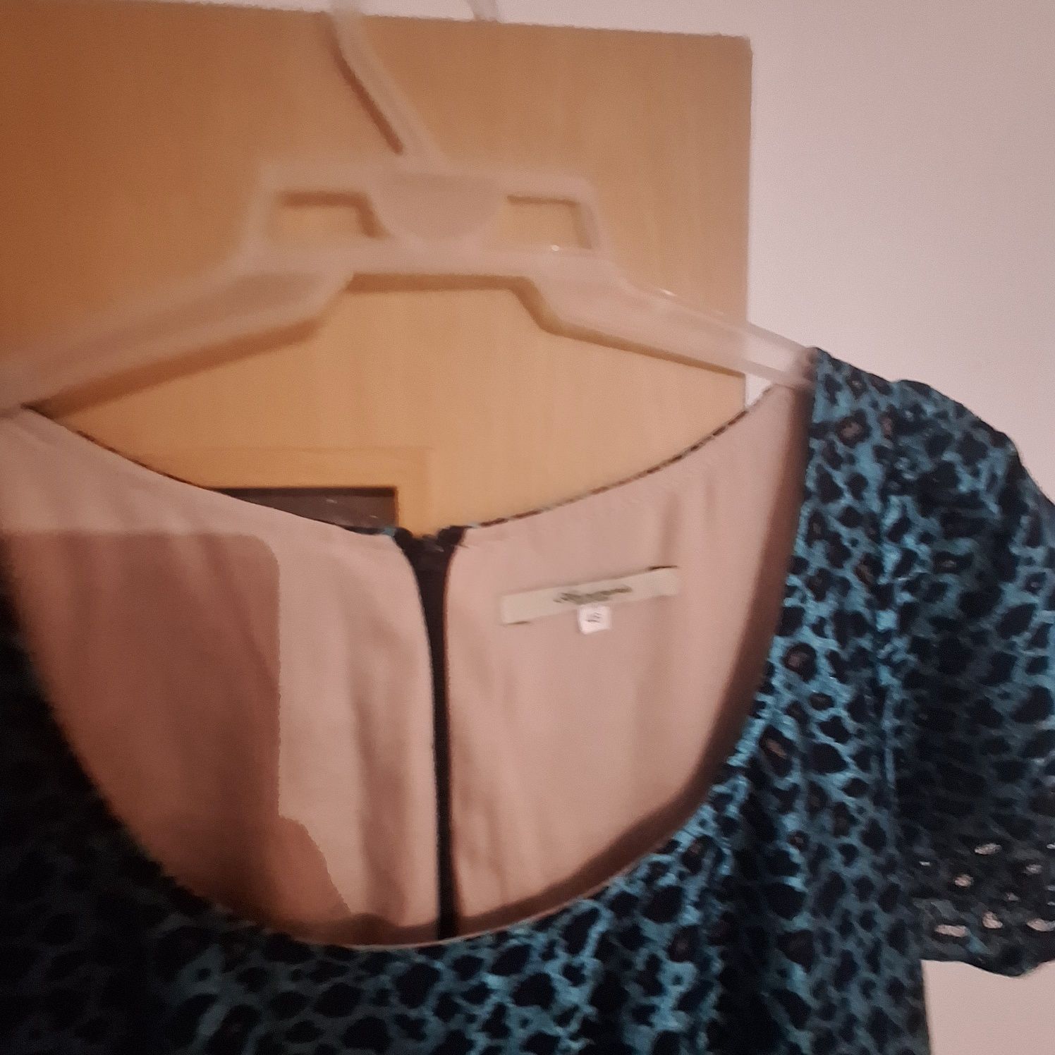 Vând rochie eleganta46masura
