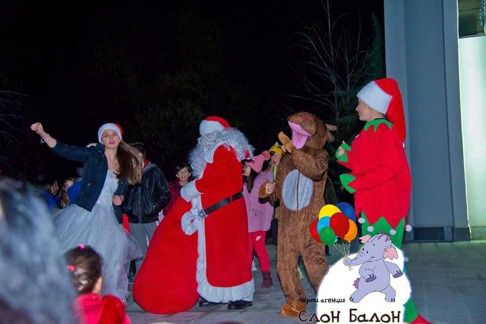 Коледно парти и Дядо Коледа от Слон-Балон