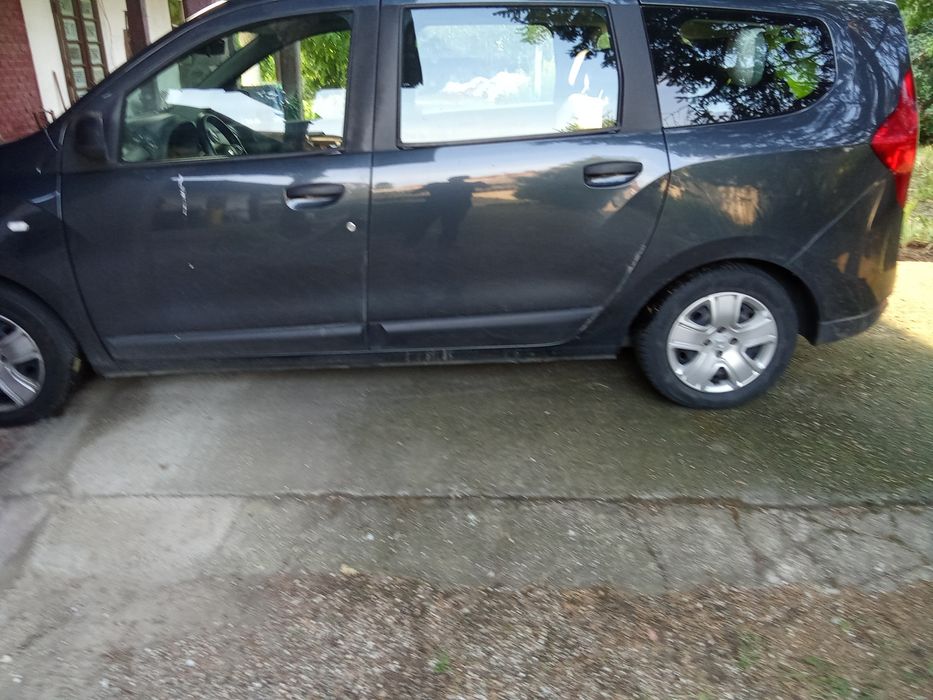 Vând Dacia Lodgy 2018,7 locuri,1,6 benzinar,