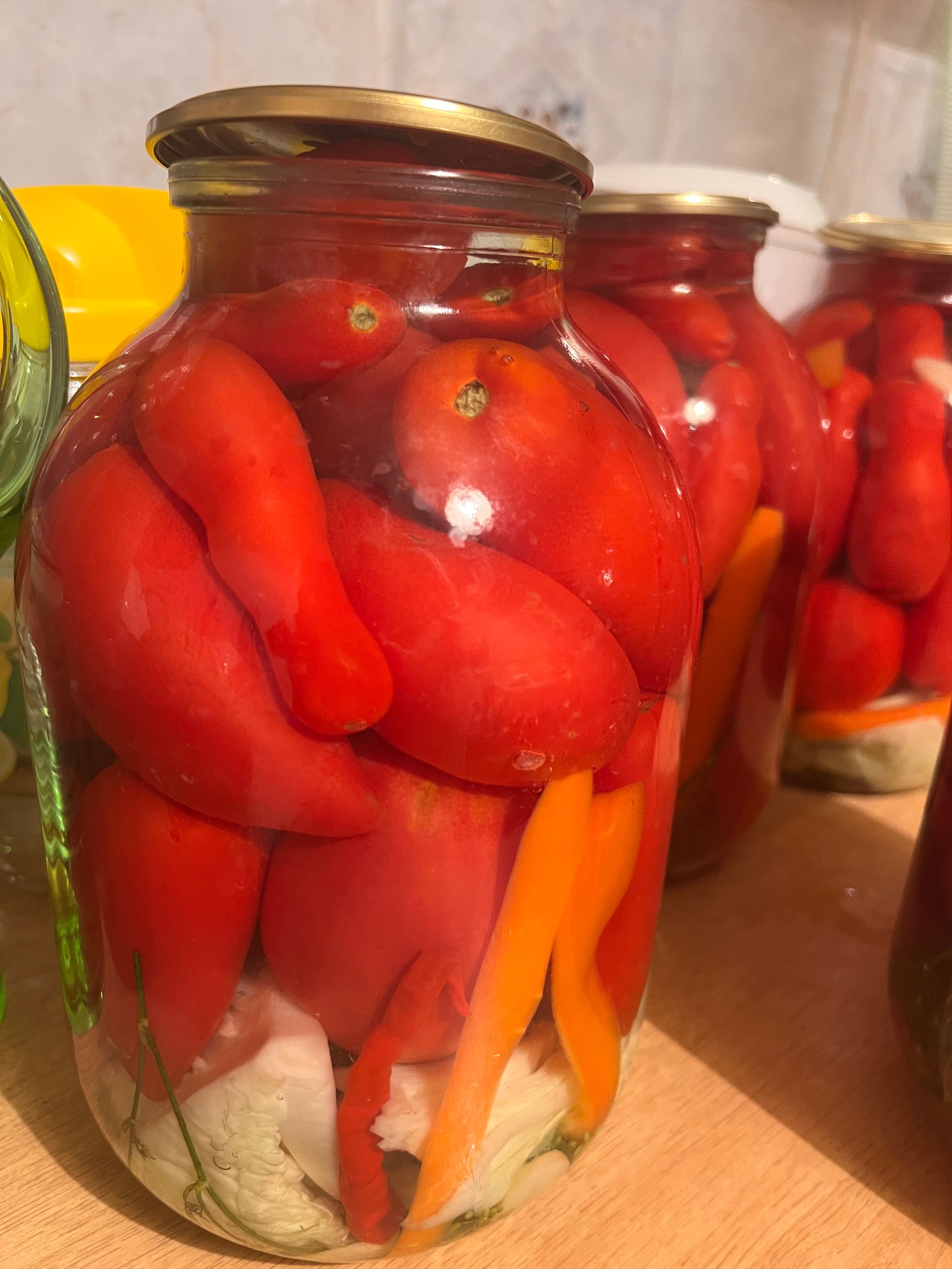 Продам домашнюю засолку из томатов