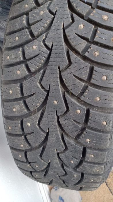 Продам зимние шины