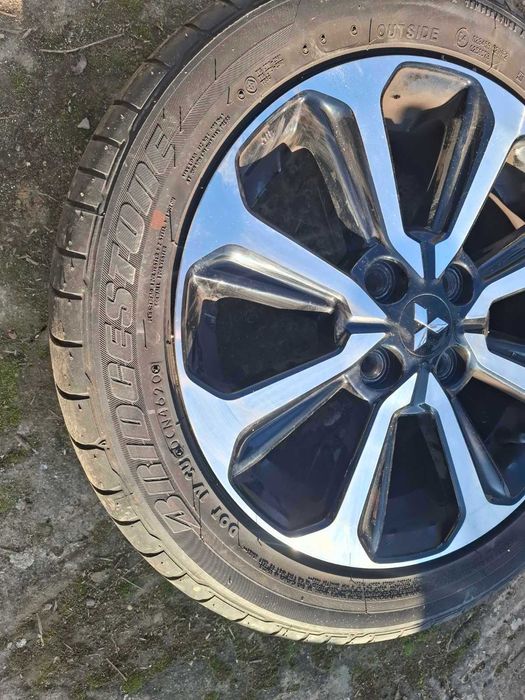 Джанта с гума за Mitsubishi Space Star