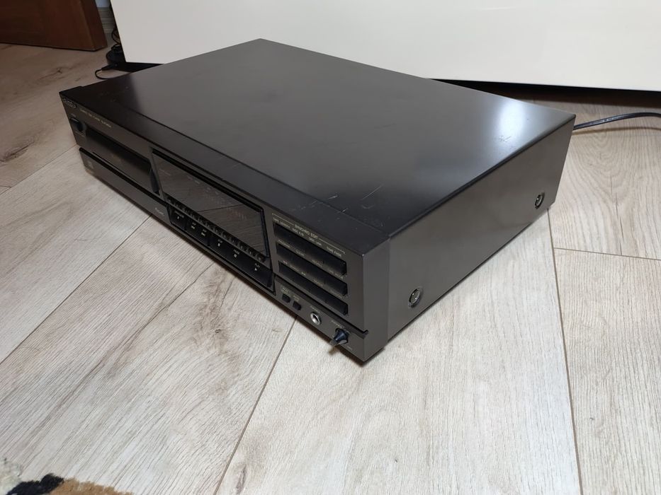 Cd player technics sl pg420a