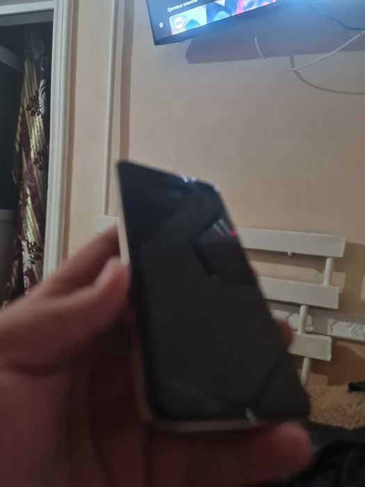 Samsung s9+ ekran almashgan idyalni turipti