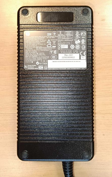 Încărcător  laptop/docking station HP , 230 watt