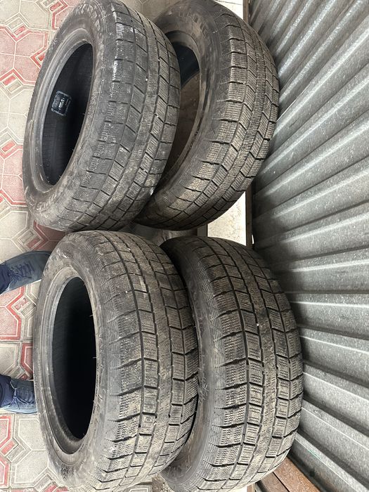 продам зимний резину