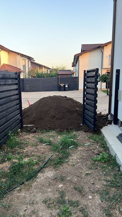 Pamant mraniță mini încărcător fundați