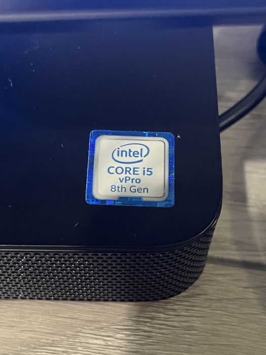 Lenovo i5 gen 8 Hub Videoconferința