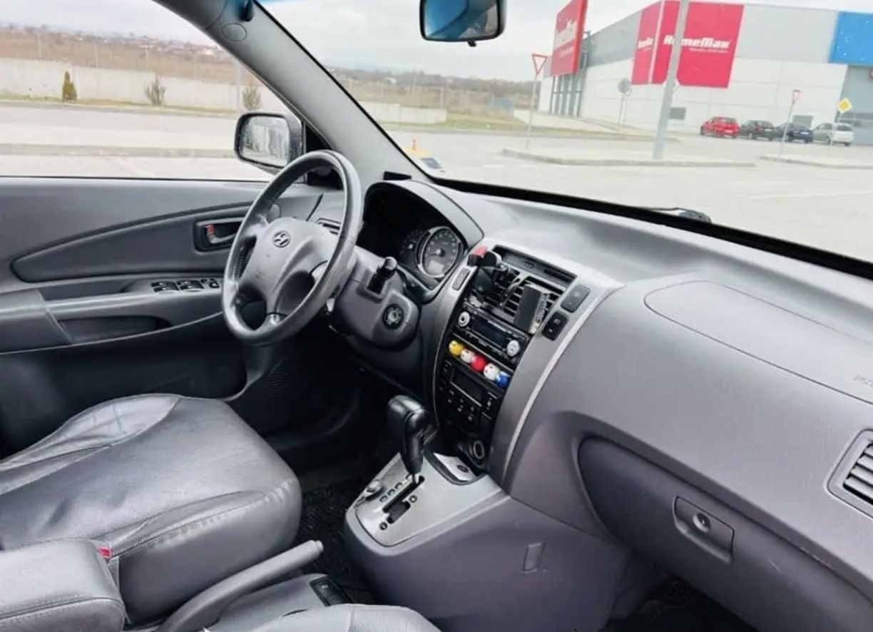 Хюндай Туксон. Hyundai tucson 2.0 crdi