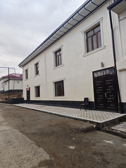 Уч Кахрамон постдан 5км кирганда  ески шоро бозор  махалла