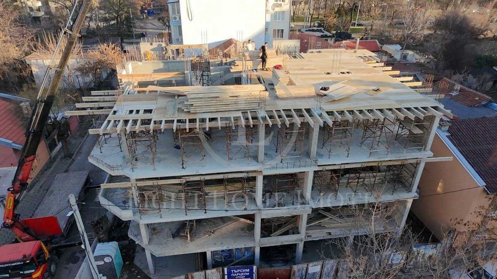 Продава се Двустаен апартамент в Пловдив, Кючук Париж - 75 кв.м за 1423 €/кв.м - Снимка #2