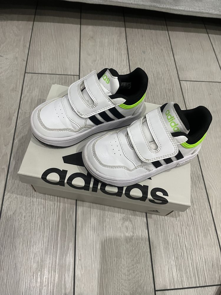 Детски обувки adidas/ 25