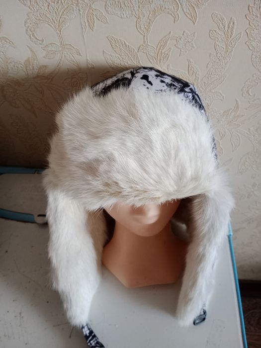 Продам зимние шапки