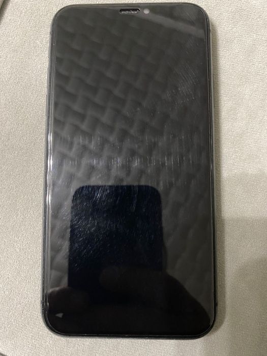 Продам iPhone 11 на 128Gb в нормальном сочтоянии.