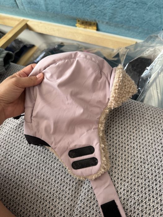 Продам шапки для девочки