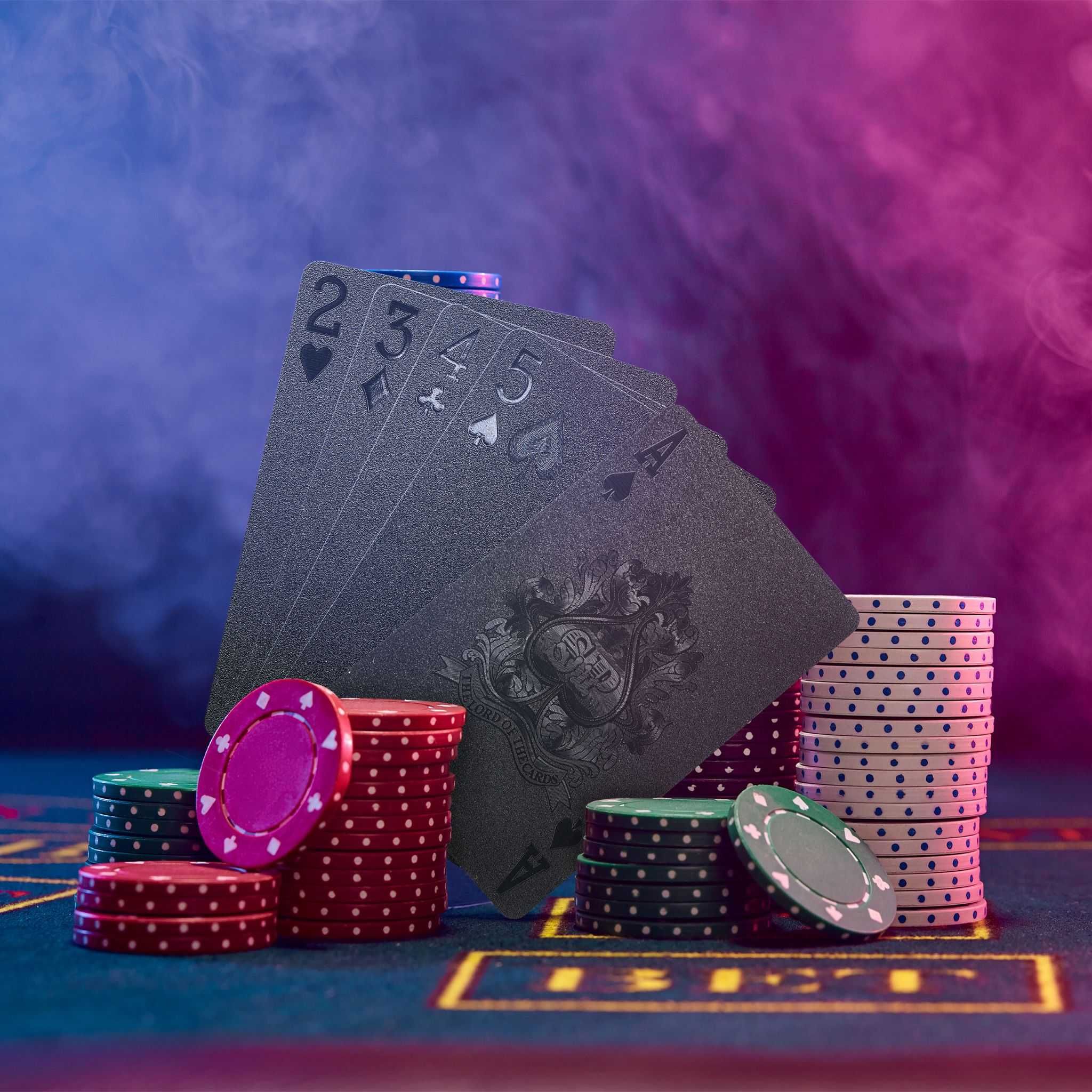 Carti de joc poker, rezistente la apa, 54 de carti, negru elegant