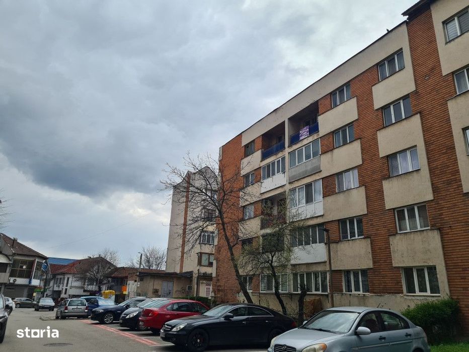 Apartament 3 camere - strada Nicolae Balcescu - central