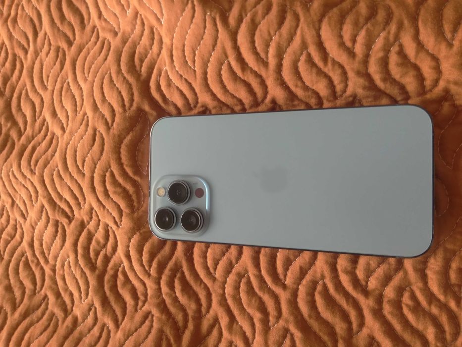 Продам Iphone 13 Pro Max 256GB