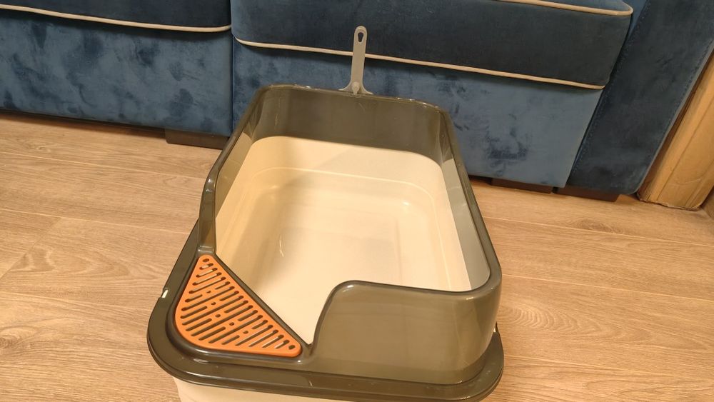 Котешка тоалетна