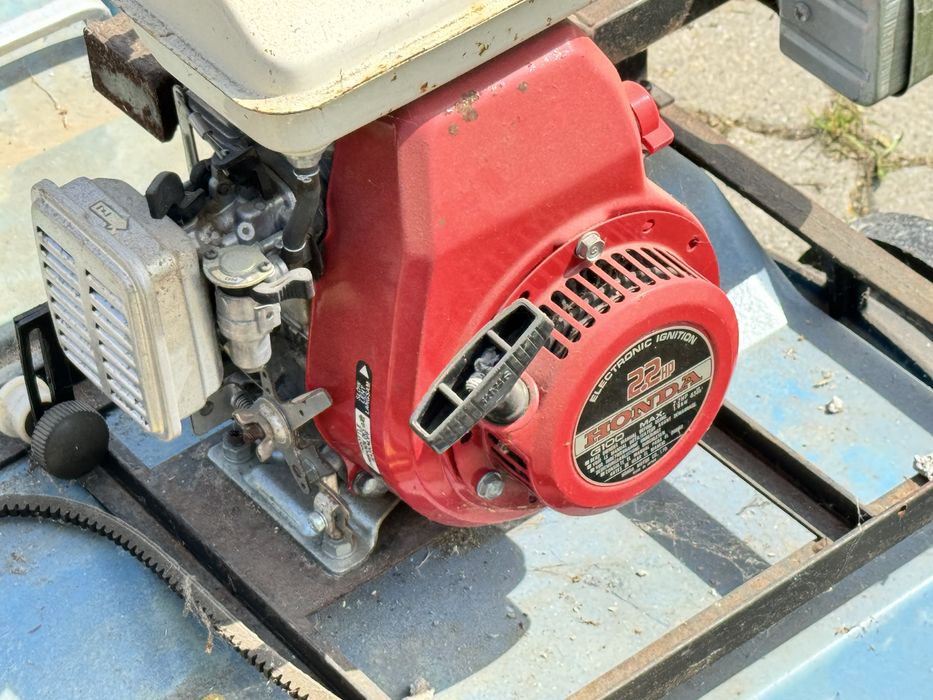 Vand maturatoare cu motor termic